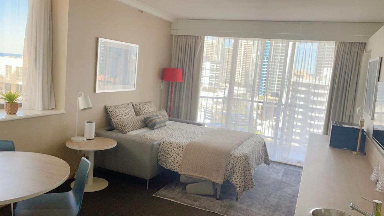 Luxury Apartment & Ocean View In Surfers Paradise Gold Coast Exterior photo